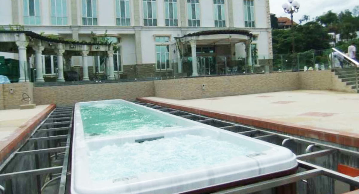 Village Massage Pool