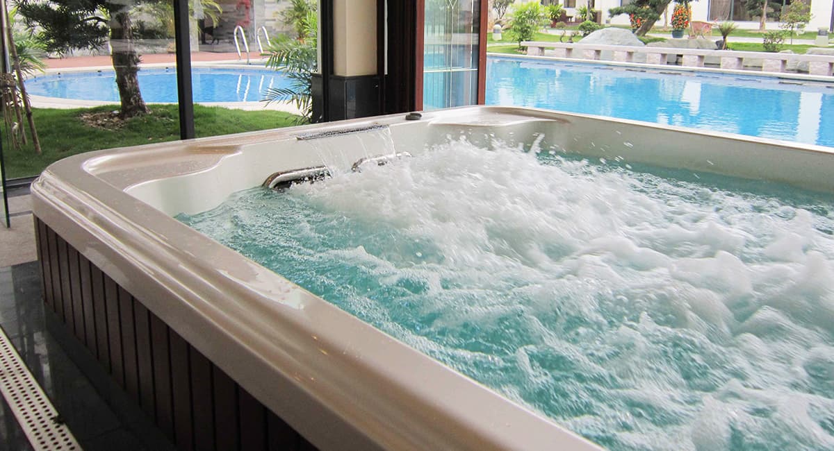 Massage Pool