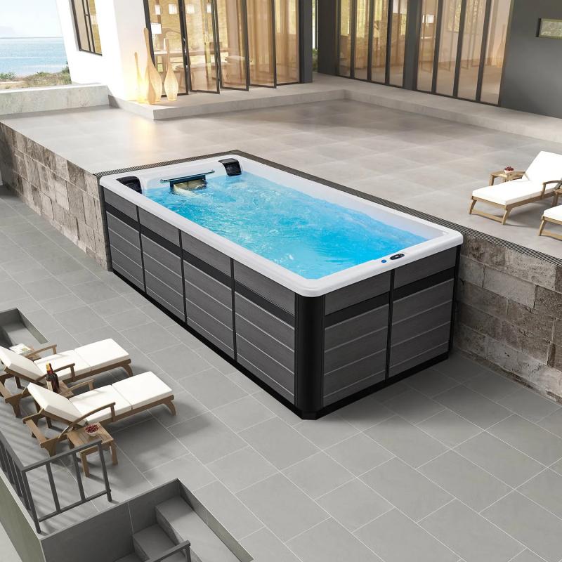Can Vinegar Be Used to Lower the pH of Swim Spa Tub Water?